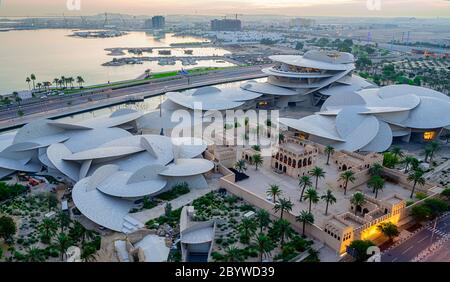 Sonnenaufgang Ariel Blick Katar National Museum Stockfoto