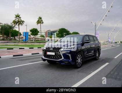 Lexus LX 570 Modell von 2020. Full-Size-Luxus-SUV. Ein Luxus-Division von Toyota Stockfoto