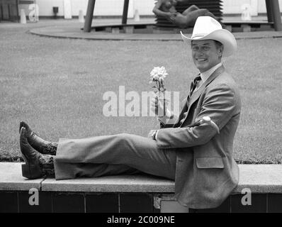 LONDON, GROSSBRITANNIEN. Juli 1980: Schauspieler Larry Hagman bei der Fotozelle für 'Pallas' bei der BBC in London. © Paul Smith/Featureflash Stockfoto