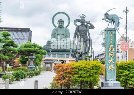 Takaoka City, Japan -AUG 8 2018:Takaokas emblematischer großer Buddha ist eine der drei Großen Buddha-Statuen Japans. Stockfoto