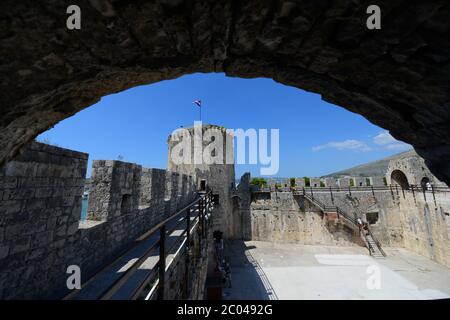 Turm Kamerlengo Festung in Trogir, Kroatien. Stockfoto