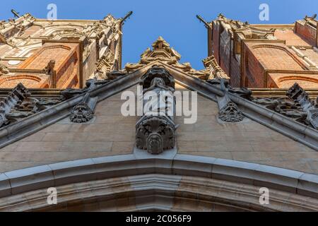 Nahaufnahme der Türme der Kathedrale St. Johannes des Täufers, Ostrow Tumski, Breslau Stockfoto