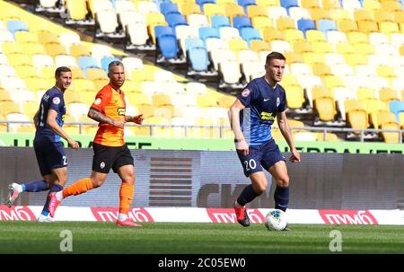 KIEW, UKRAINE - 6. JUNI 2020: Andrij Totowyzkyj von Desna Tschernihiw im Spiel der ukrainischen Premier League gegen Schachtar Donezk im Olympiastadion der NSC in Kiew. Desna verlor 2-3 Stockfoto