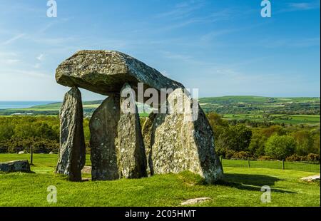 Die alte Grabkammer von Pentre Ifan in den Presceli Hills Nord Pembrokeshire Stockfoto