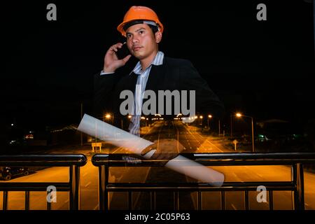 Techniker im Stand Stockfoto