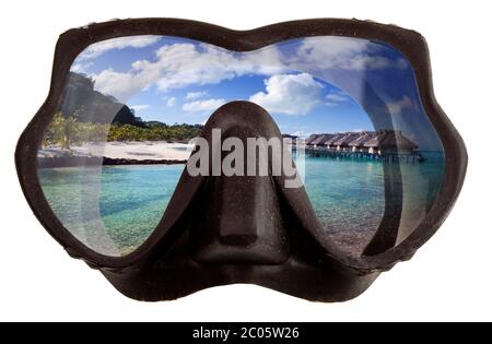 tropischer Landschaft spiegelt sich in der Maske Brille Stockfoto