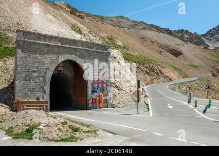 Galibier Tunnel, Col du Galibier, Passstraße zum Col du Galibier, Route des Grandes Alpes, Haute Provence, Frankreich Stockfoto