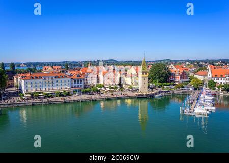 Seepromenade, Hafenplatz, alter Leuchtturm, Mangturm oder Mangenturm, im Hafen, Bodensee, Lindau Insel, Lindau am Bodensee, Schwaben Stockfoto