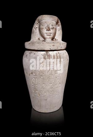 Altägyptische Imesty oder Amset Kanopische Jar, Neues Königreich, Ägyptisches Museum, Turin. Schwarzer Hintergrund die Kanopiegläser waren vier in der Zahl, jeder für Stockfoto