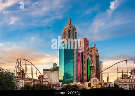 Las Vegas, NV / USA - Februar 27 2019: New York - New York Hotel and Casino liegt an der Ecke Las Vegas Blvd. Und Tropicana Ave. Im Cit Stockfoto