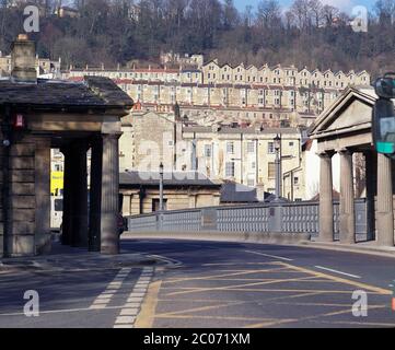 Cleveland Bridge, Bath, über den Fluss Avon, South West Englands, Großbritannien im Jahr 1996 Stockfoto