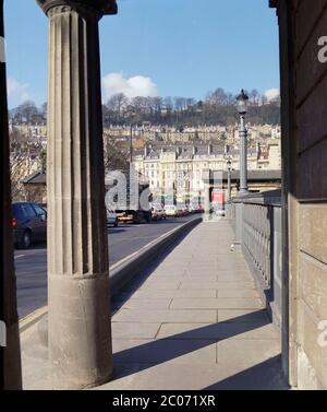 Cleveland Bridge, Bath, über den Fluss Avon, South West Englands, Großbritannien im Jahr 1996 Stockfoto