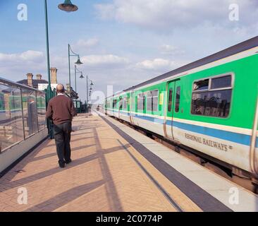 1996, die damals neu eröffnete Robin Hood lokale Eisenbahnlinie, in Mansfield, East Midlands, England, Großbritannien Stockfoto