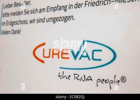 Hoffnung auf den Impuls gegen das Corona-Virus vom Tübinger Pharmaunternehmen CureVac AG. Tübingen, 19.04.2020 Stockfoto