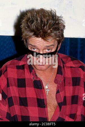 Rod Stewart bei den Tower Records, London 22. November 1996 Stockfoto