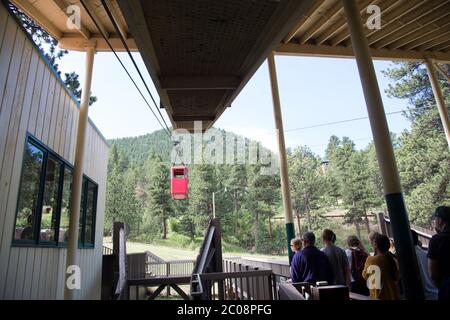 Estes Park ist eine statutarische Stadt in Larimer County, Colorado, USA. Ein beliebtes Sommerresort in der Nähe des Rocky Mountain National Park Stockfoto