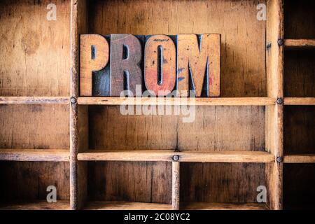 Prom Konzept Holz Letterpress Thema Stockfoto