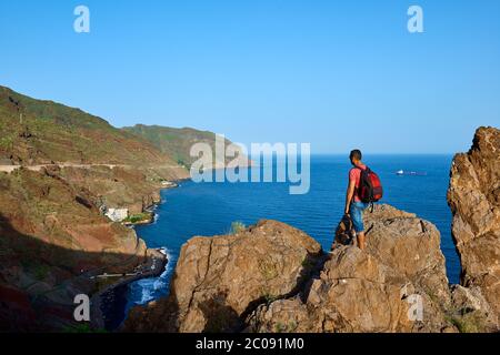 Playa de las Teresita ,Tenerife, Spanien - 15. november 2015: Berühmter Strand Playa de las Teresitas,Tenerife, Kanarische Inseln, Spanien Stockfoto