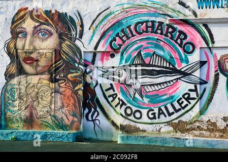 Playa de las Teresita ,Tenerife, Spanien - 15 november 2015: Abstrakt schöne Street Art Bunte Graffiti-Stil Nahaufnahme Stockfoto