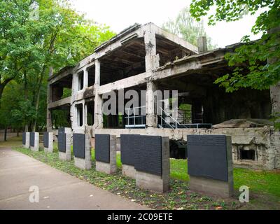 Zerstörte Kasernen auf der Halbinsel Westerplatte, Danzig, Polen Stockfoto