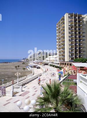 Strandpromenade, Benalmádena, Costa del Sol, Andalusien (Andalusien), Königreich Spanien Stockfoto