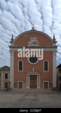 Rovereto Trentino Alto Adige Italien. Fassade der Kirche von Saint Mark.
