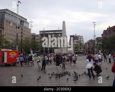 Amsterdam, Holland, Mittwoch 29 Juli 2009 Retro-Ansicht des Zentrums zu Fuß Stadtbild drucken Stockfoto