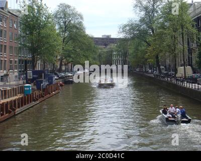 Amsterdam, Holland, Mittwoch 29 Juli 2009 Retro-Ansicht des Zentrums zu Fuß Stadtbild drucken Stockfoto