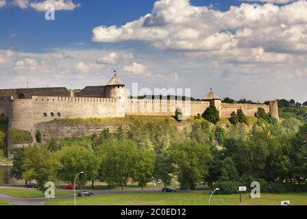 Ivangorod Festung an der Grenze zwischen Russland und Est Stockfoto