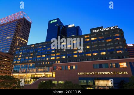 Wolkenkratzer in der Pratt Street, Baltimore, Maryland, USA Stockfoto