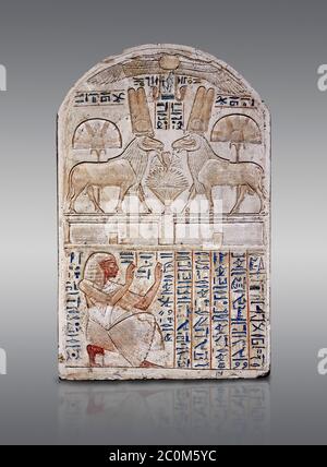 Alte ägyptische Stele, die Amon Re der 'gute RAM' von Vorarbeiter Baki, Kalkstein, New Kingdom, 19. Dynastie, (1290-1213 BC), Deir el-Medina, Dro Stockfoto