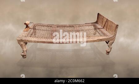 Alte ägyptische Bett dellonging zu Kha, Grab von Kha, Theban Grab 8, Mitte 18. Dynastie (1550 bis 1292 BC), Turin Ägyptisches Museum. Laut Bagger Stockfoto