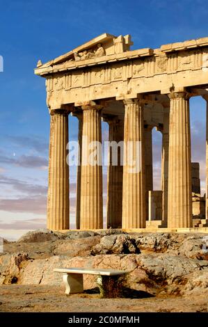 Der Parthenon Tempel antiken griechischen Tempel, die Akropolis von Athen in Griechenland. Stockfoto