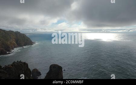 Cabo da Roca ist ein Kap, das sich 140 Meter über dem Meeresspiegel, an der portugiesischen Küste, im Dorf Colares der Gemeinde Sintra Stockfoto