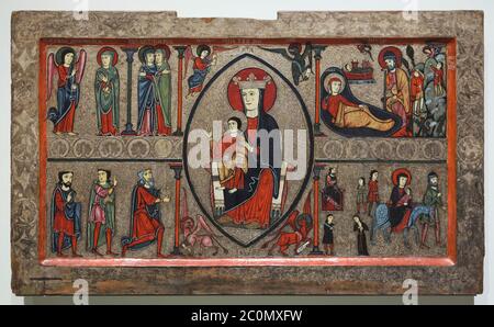 Romanisches Antependium (Altar frontal), bekannt als Antependium von Cardet aus der zweiten Hälfte des 13. Jahrhunderts ursprünglich aus der Kirche Santa Maria de Cardet in der Gegend von Vall de Boí in Alta Ribagorça in Katalonien, Spanien, Jetzt im Nationalen Kunstmuseum von Katalonien (Museu Nacional d'Art de Catalunya) in Barcelona, Katalonien, Spanien. Stockfoto