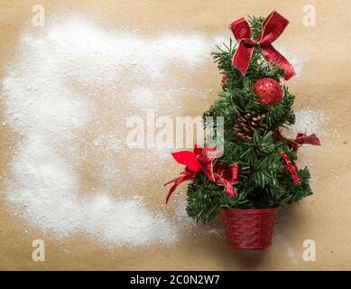 Weihnachten Hintergrund mit Schnee Tanne Baum Stockfoto