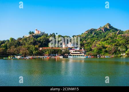 Mount Abu und Nakki See. Mount Abu ist ein Bergstation in Rajasthan Staat, Indien. Stockfoto