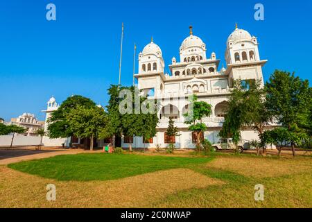 Ein Sikh Gurdwara oder Gurudwara in der Puschkar-Stadt im Bundesstaat Rajasthan in Indien Stockfoto