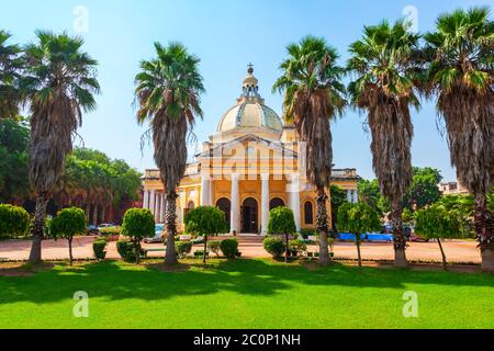 Die St. James oder Skinner Church ist eine der ältesten Kirchen in Neu-Delhi in der Nähe des Kaschmir-Tores in Indien Stockfoto