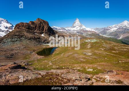 Riffelsee See und das Matterhorn in den Alpen, zwischen der Schweiz und Italien