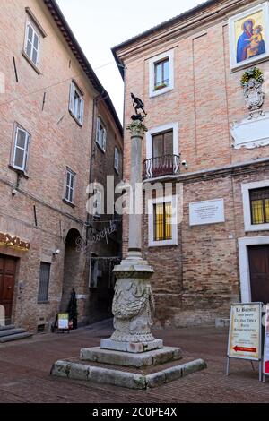 Einblicke in die Stadt Urbino Stadt und Weltkulturerbe in den Marken - Italien Stockfoto