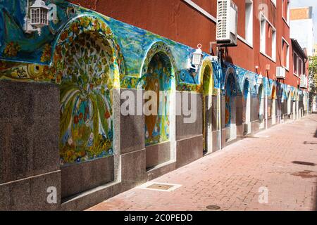 Street Art und Graffiti auf Gebäuden in Willemstad, Curacao Stockfoto