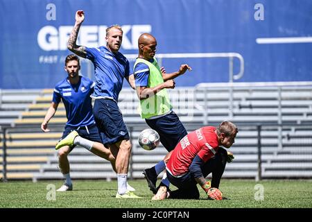 Karlsruhe, Deutschland. Juni 2020. Philipp Hofmann (KSC), David Pisot (KSC), Torwart Sven Müller (KSC)/von links nach rechts GES/Fußball/2. Bundesliga: Karlsruher SC - Training, 06/12/2020 Fußball/Fußball: 2. Bundesliga: KSC Training Session, Karlsruhe, 12. Juni 2020 zur weltweiten Nutzung Quelle: dpa/Alamy Live News Stockfoto