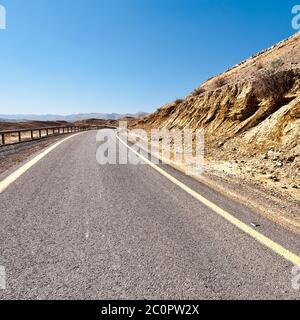 Straße in der Wüste Stockfoto