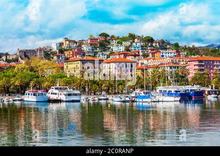 Boote und Yachten im Hafen La Spezia, Ligurien Region in Italien Stockfoto