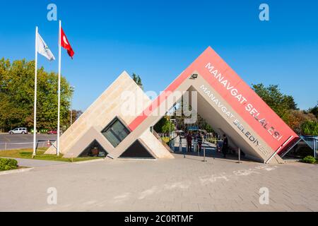 Manavgat, TÜRKEI - 08. NOVEMBER 2019: Eintrittskarte für den Wasserfall Selalesi in der Stadt Manavgat in der Region Antalya in der Türkei Stockfoto