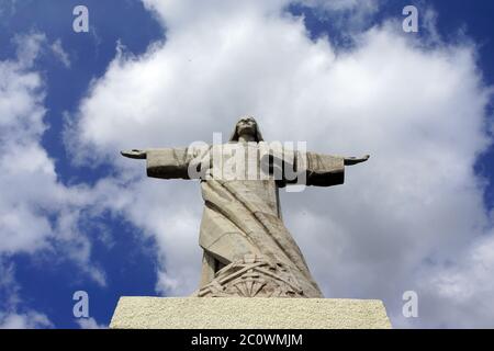 Statue von Jesus Christo Rei auf der Ponta do Garajau Stockfoto