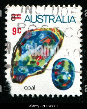 AUSTRALIEN - UM 1973: Briefmarke gedruckt von Australien, zeigt Opal, um 1973 Stockfoto