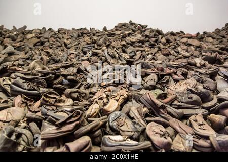 Stiefel der Opfer in Auschwitz Stockfoto