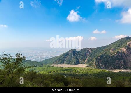 Berglandschaft neben dem Vulkan Vesuv Stockfoto